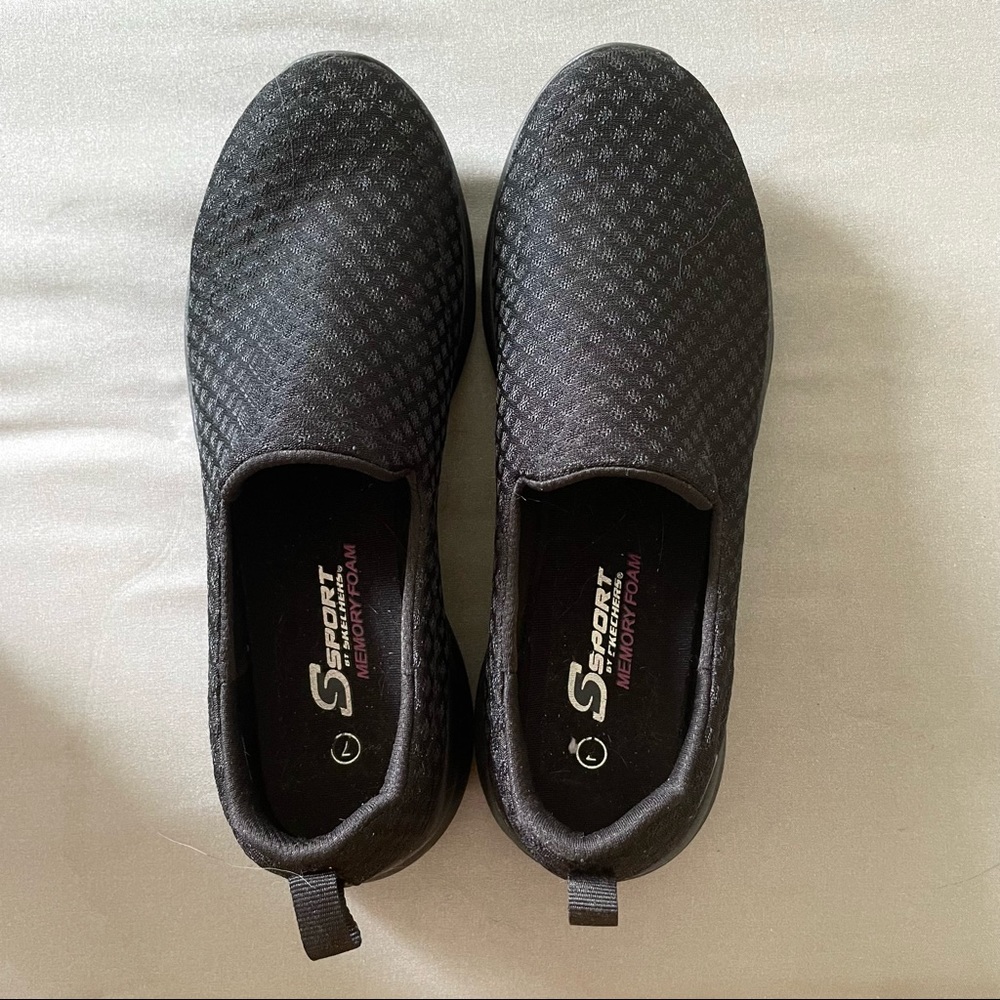 Skechers Sport Shoes